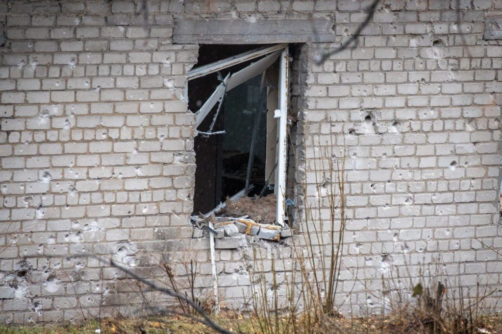 Ракетний удар по Дніпру: троє постраждалих (фото)