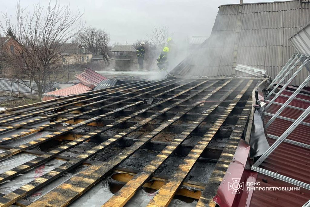 У Кривому Розі внаслідок пожежі в будинку постраждала жінка