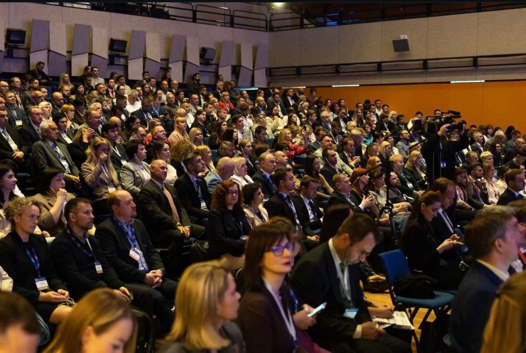 Криворізька делегація взяла участь у заході Global Healthcare Initiative for Ukraine в Празі (фото)