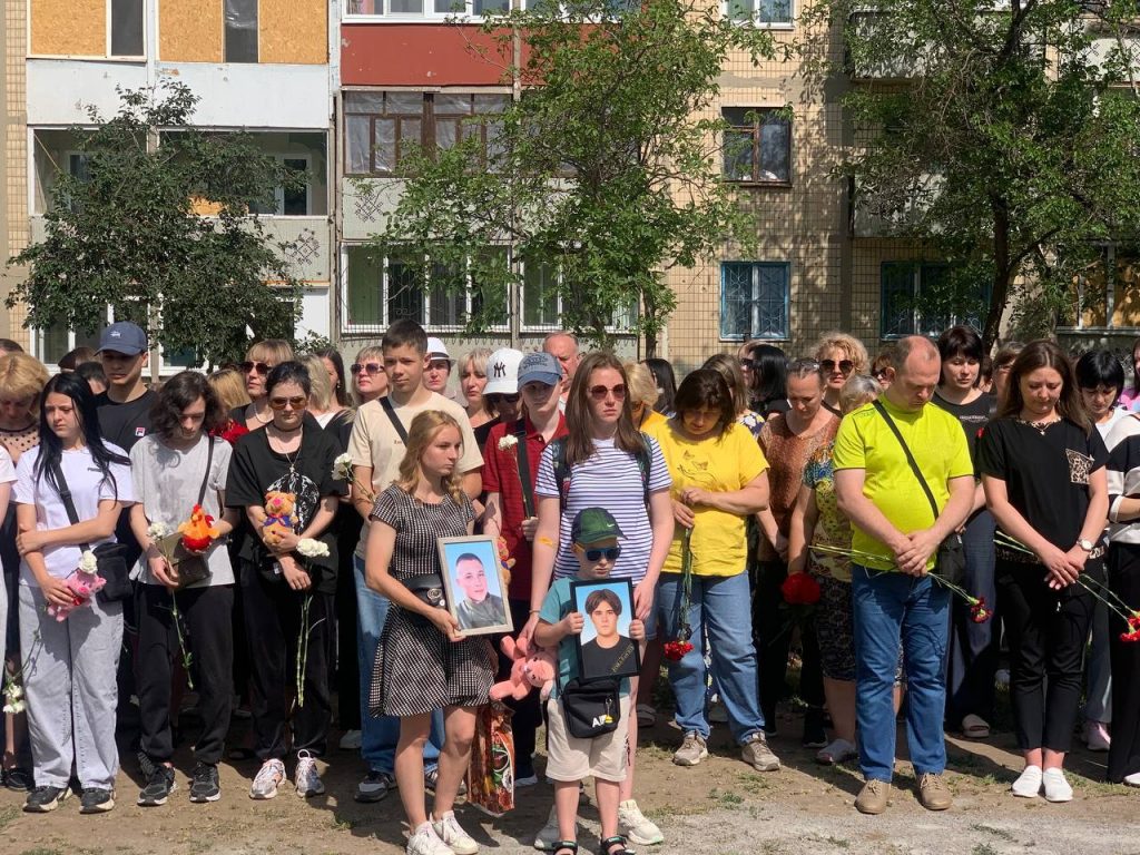 Вчора у Кривому Розі вшанували пам’ять дітей, які загинули внаслідок збройної агресії рф проти України
