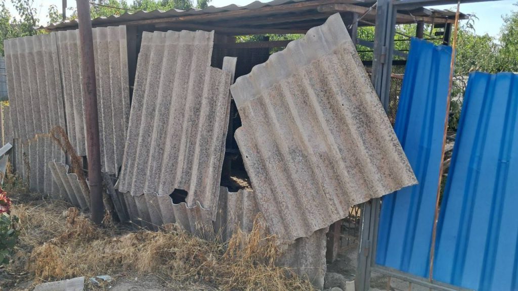 По Нікопольщині ворог бив безпілотниками та артилерією