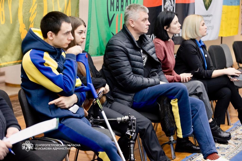 Відвідала лікарню, центри соцпослуг та поспілкувалася з воїнами: в області – міністр у справах ветеранів Наталія Калмикова (фото)