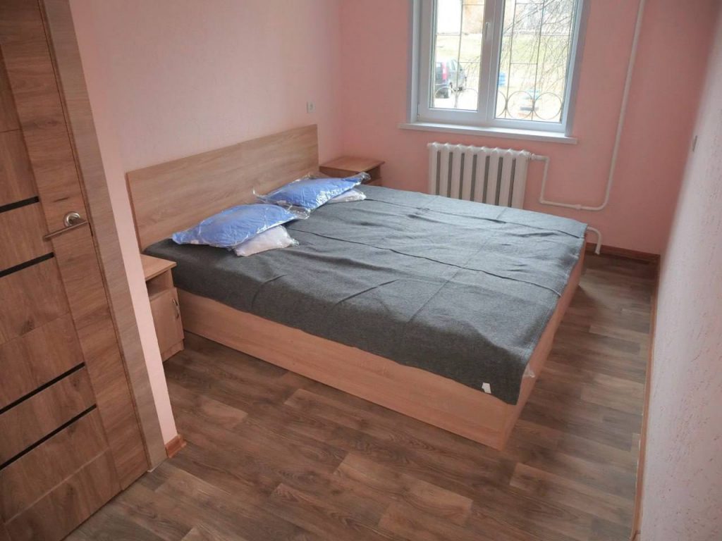 Нове життя після втрати дому: у Кривому Розі родина з Херсонщини отримала квартиру (фото)