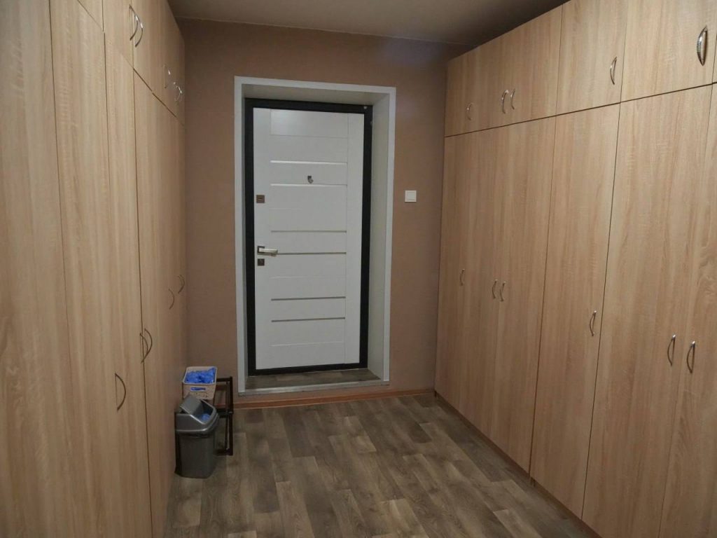 Нове життя після втрати дому: у Кривому Розі родина з Херсонщини отримала квартиру (фото)